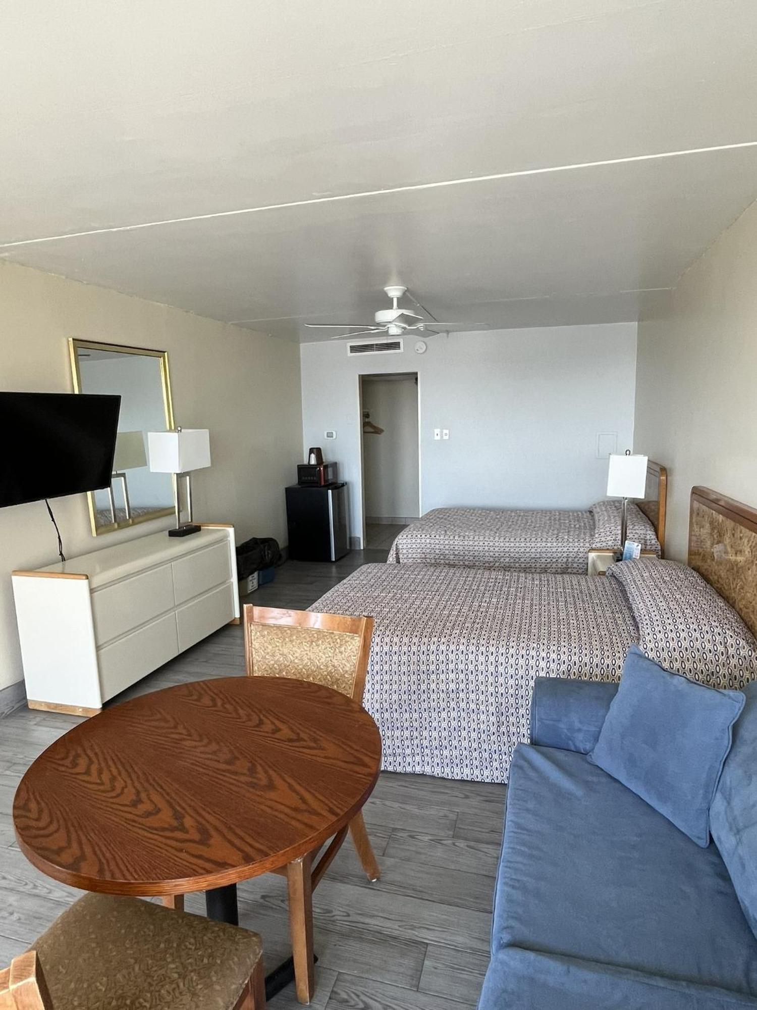 Landmark Motel Уайлдууд Екстериор снимка