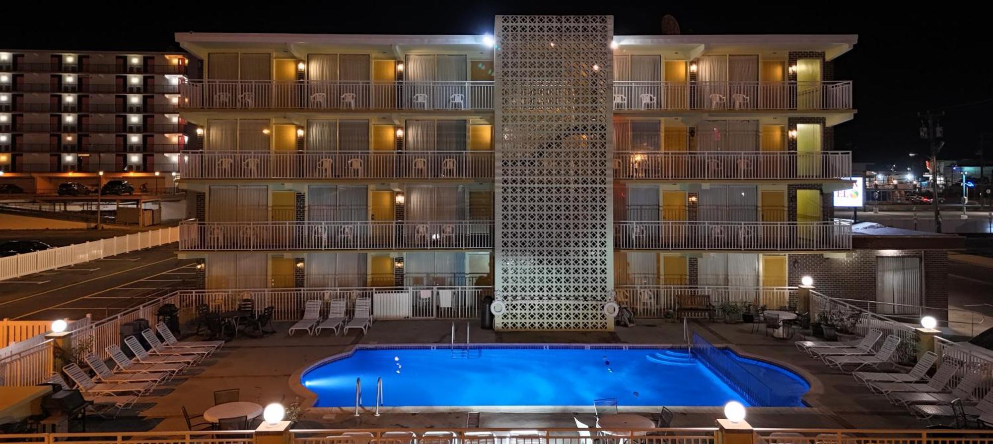 Landmark Motel Уайлдууд Екстериор снимка